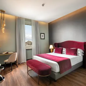 https://smooth-rome-termini.it-romehotels.com